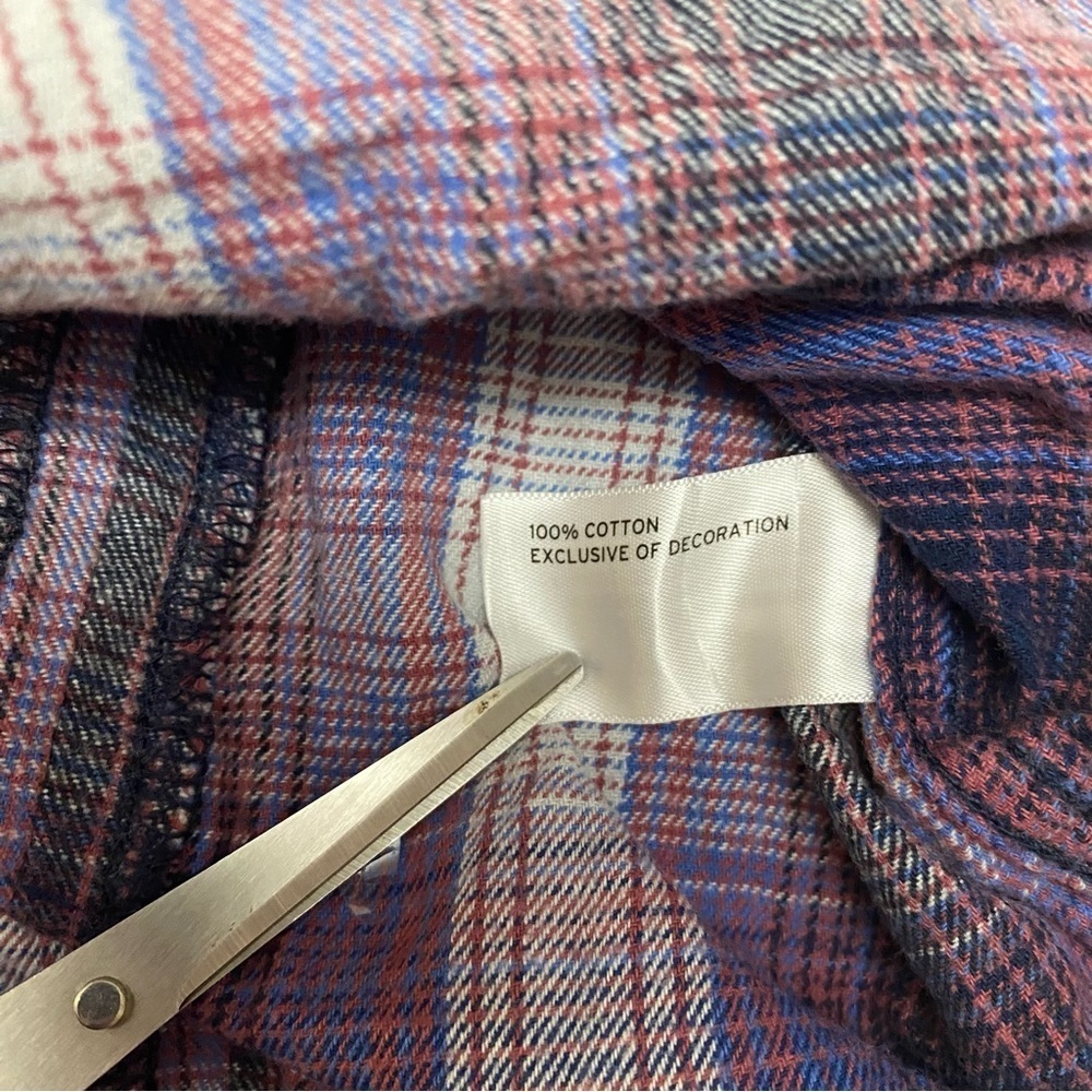 Duluth Trading Co Purple Plaid Western style Shirt pearl snaps Medium - Picture 6 of 8